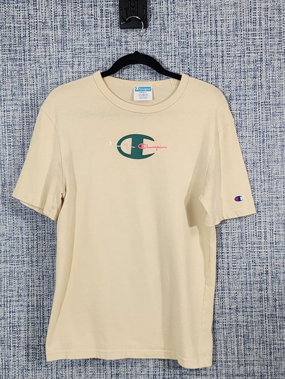 Champion Graphic T-Shirt Mens Small Cream Tan Green Pink Script Logo Tee